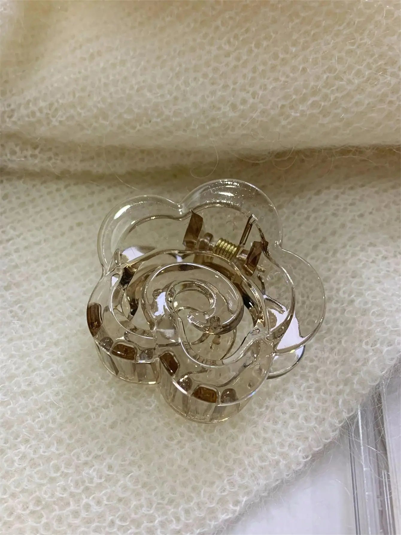 3 hair grab Sweet Jelly camellia grab clip Back of head Flower Shark clip Premium hair accessories