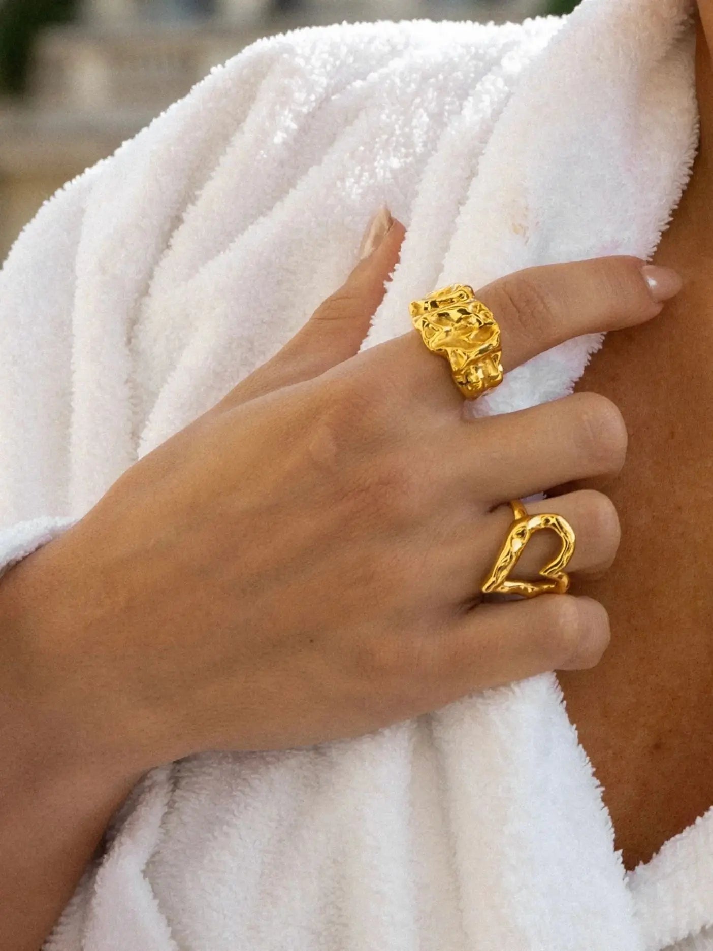 Anillo Uworld de acero inoxidable 316L chapado en oro PVD de 18K para dedo, joyería llamativa, con concha, perla de agua dulce y circonia