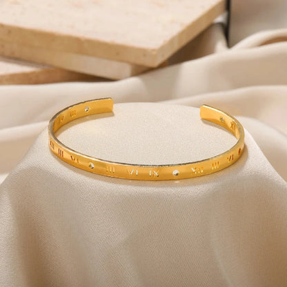 Brazalete Abierto con Patrón Clásico Exquisito para Mujeres, Pulsera Tipo Cuff, Color Oro, Brazalete de Acero Inoxidable