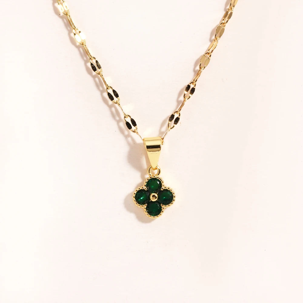 Collar con colgante de trébol violeta de cadena de acero inoxidable para mujer