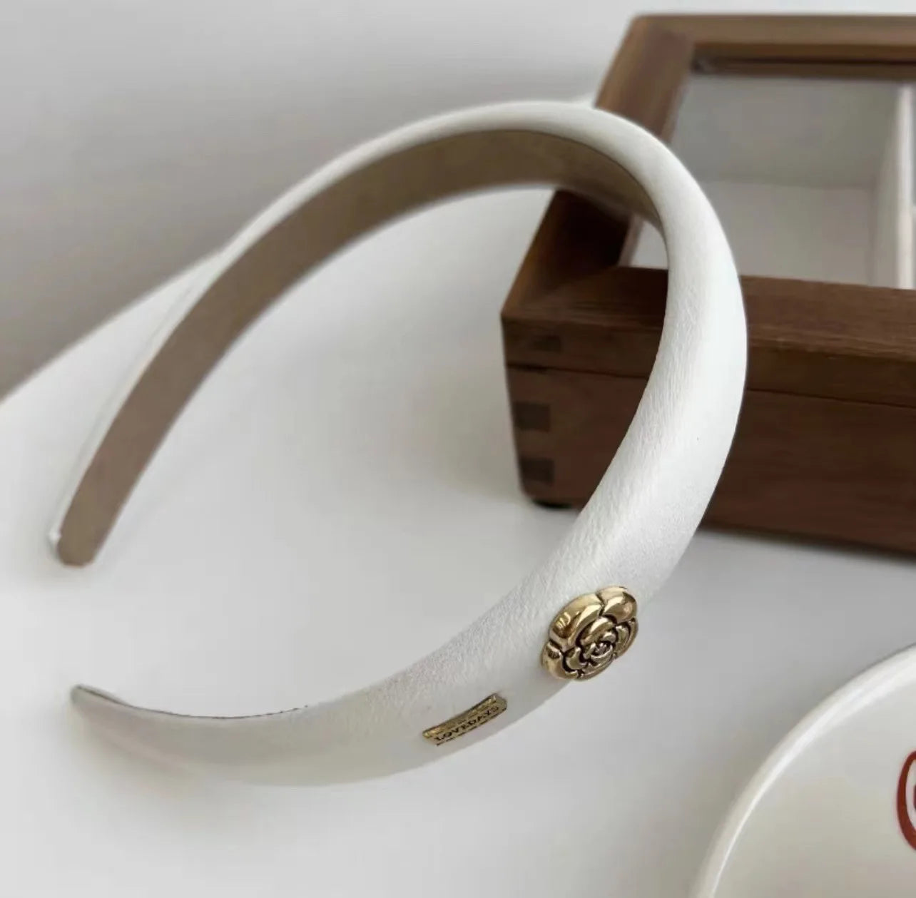 1 diadema retro para peinado color negro de abeja retro y clásico para mujeres, niñas, diadema de moda versátil francesa, accesorios para el cabello