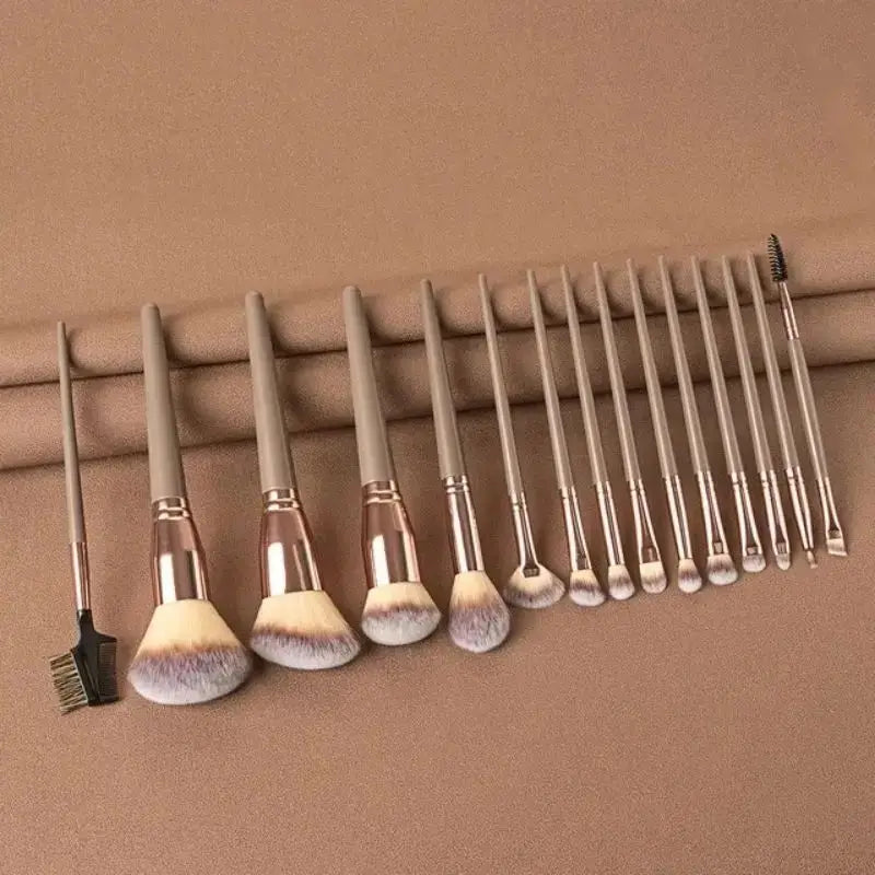 Juego de brochas de maquillaje suaves y esponjosas, profesionales, para base de maquillaje, polvos, sombras de ojos, brochas Kabuki para difuminar, herramienta de belleza, maquillaje