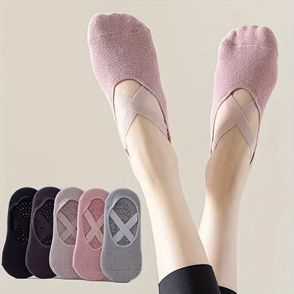 5 pares de calcetines de yoga antideslizantes para mujer, ideales para danza, pilates y gimnasio. Calcetines invisibles de algodón transpirables con agarre de silicona para entrenamiento en interiores.
