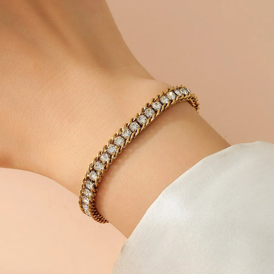 Pulsera de Triple Fila con Brillante, Acero Inoxidable Hipoalergénico Chapado en Oro de 18K, Joyería de Lujo y Elegante