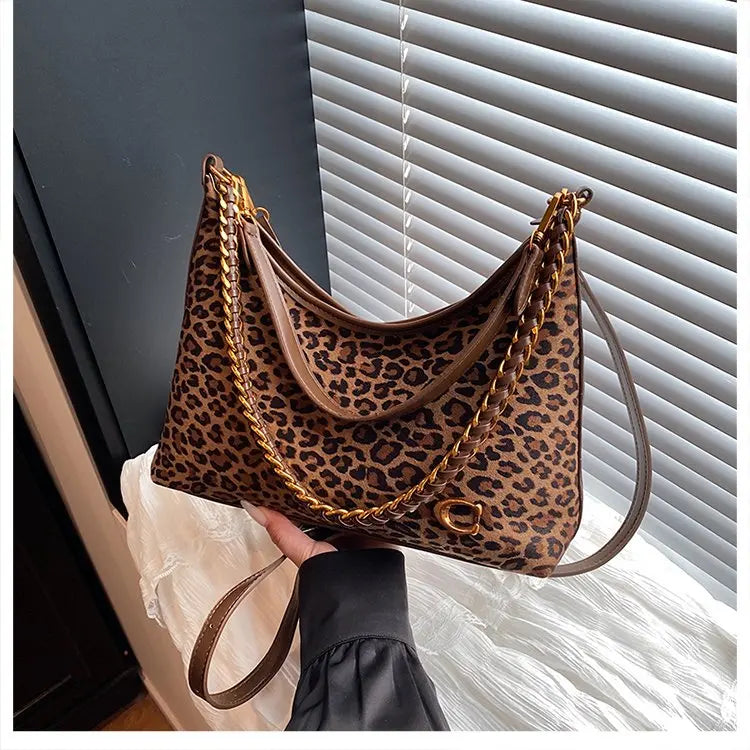 Bolso bandolero para mujer Ele, retro, mate, con cadena, versátil, para uso diario, para una sola persona